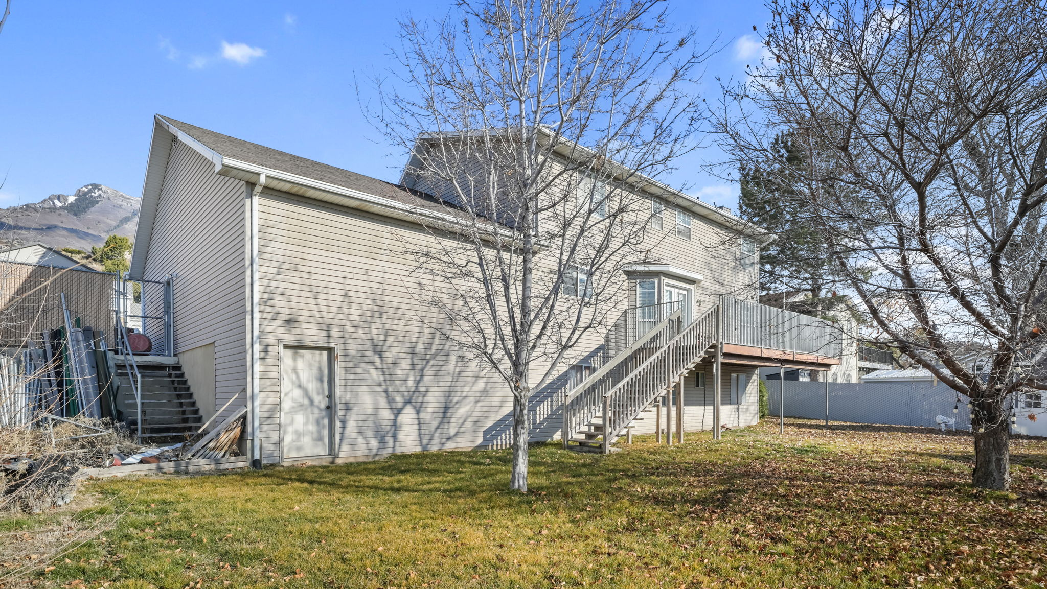 CEDAR COVE - Residential