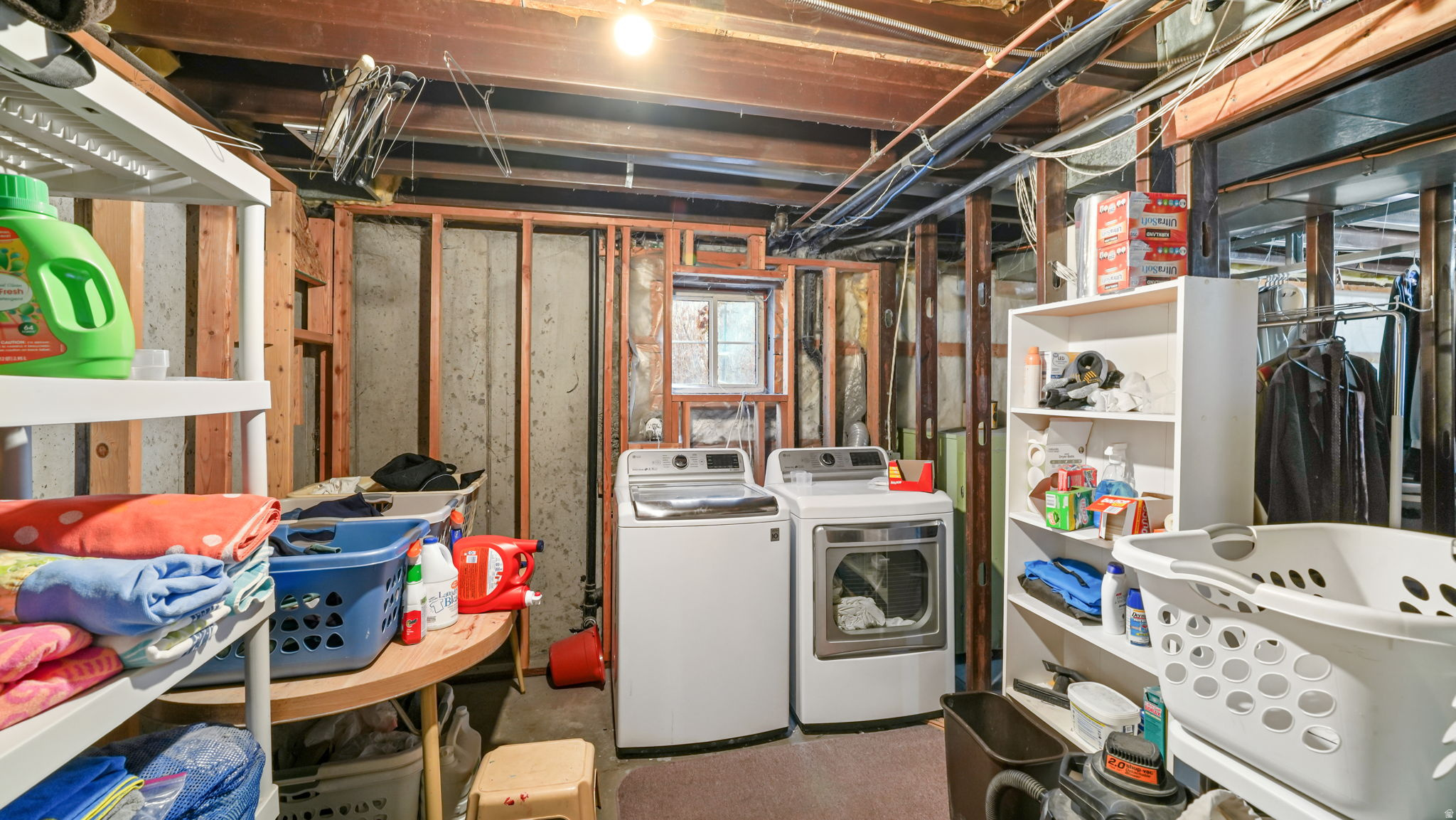 CEDAR COVE - Residential