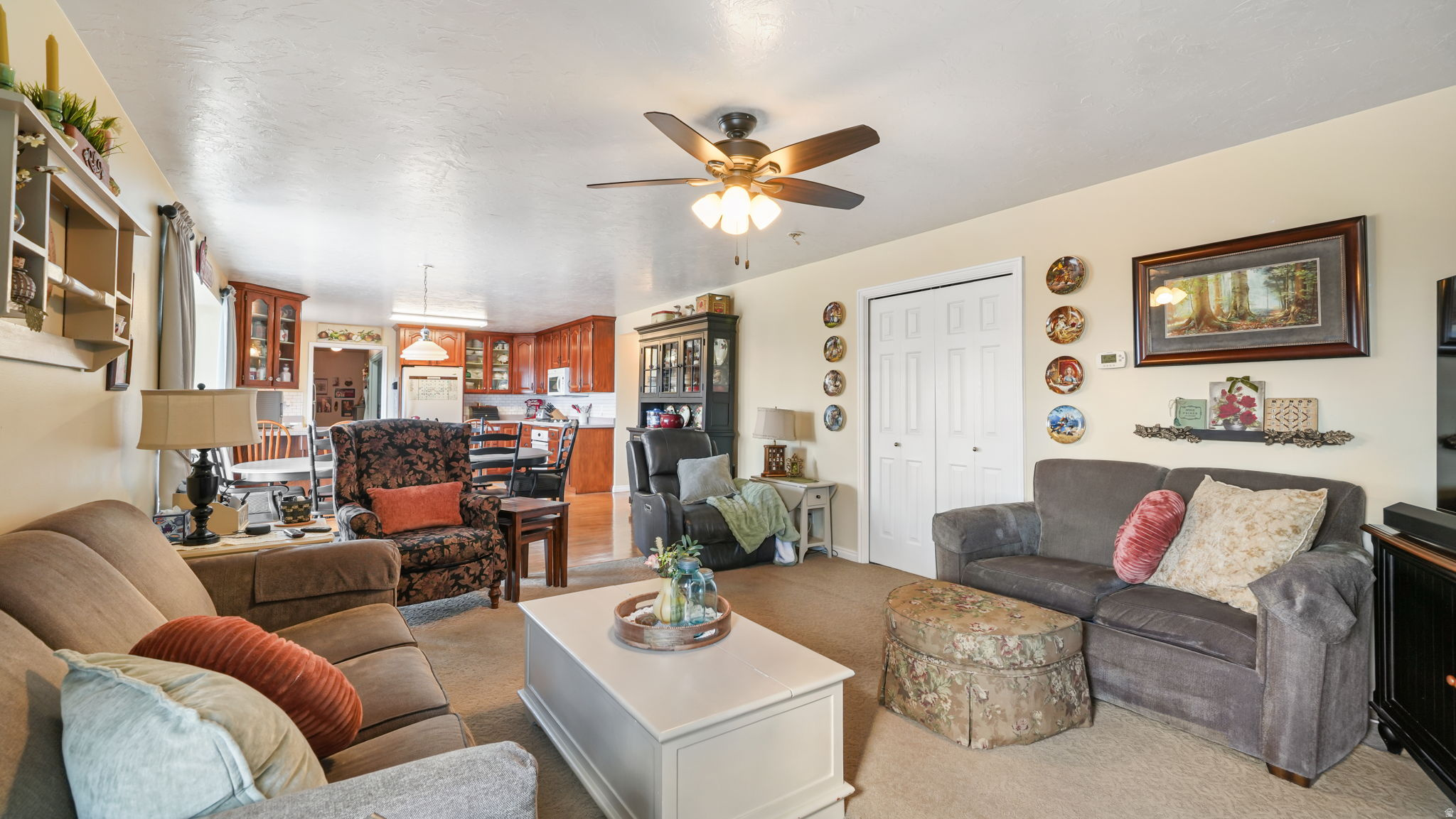 CEDAR COVE - Residential