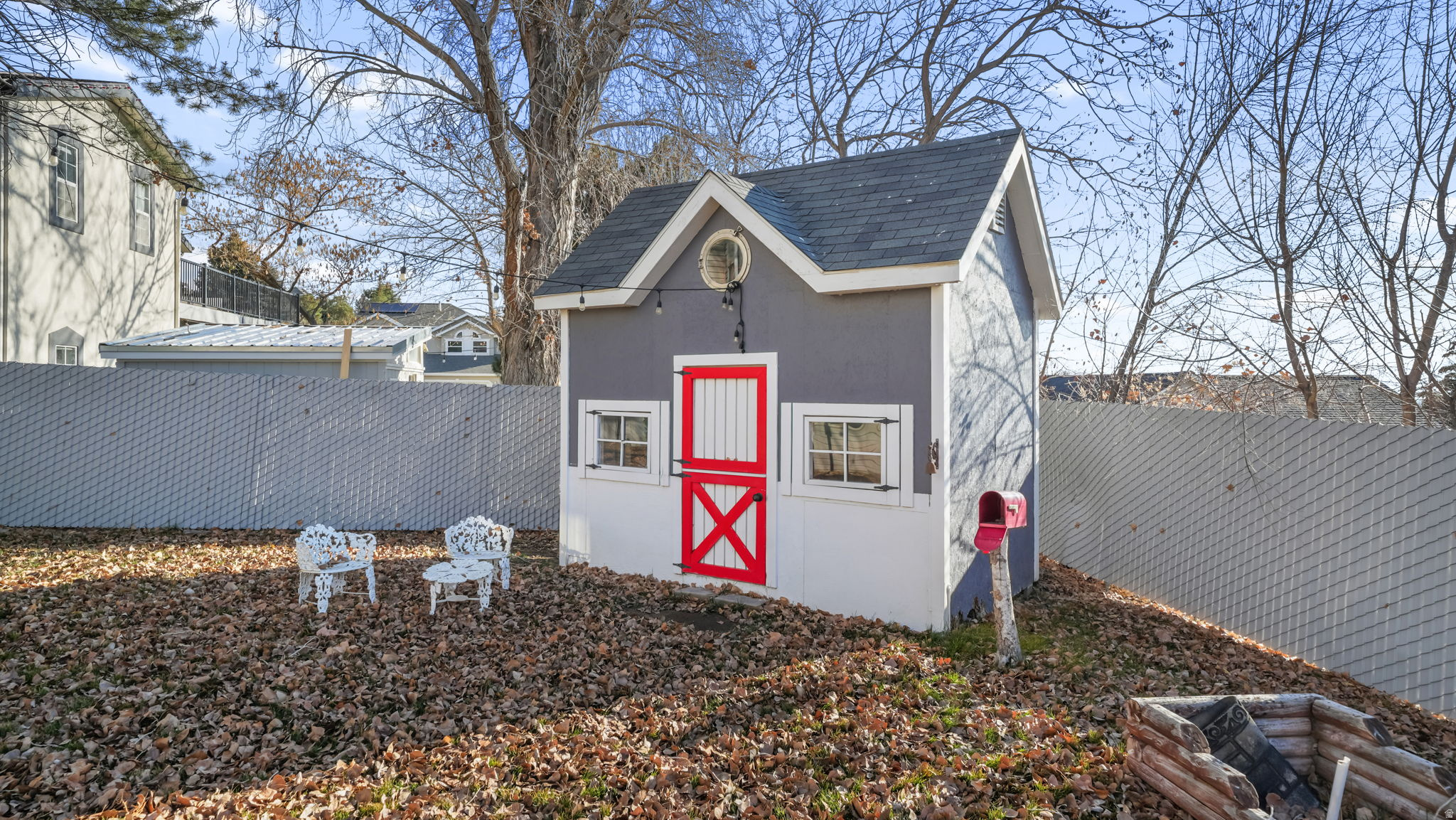 CEDAR COVE - Residential