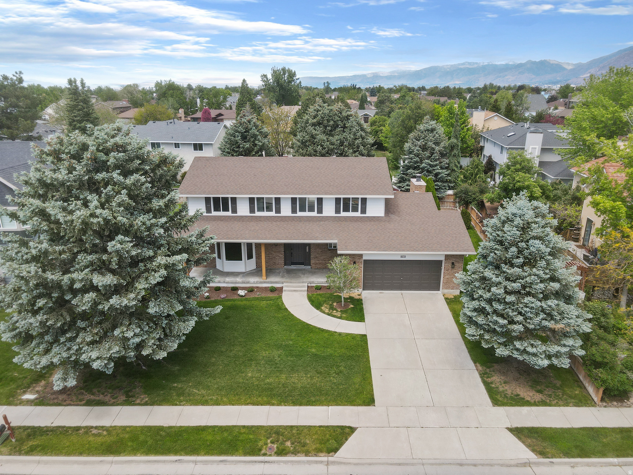 MEADOWS - Residential