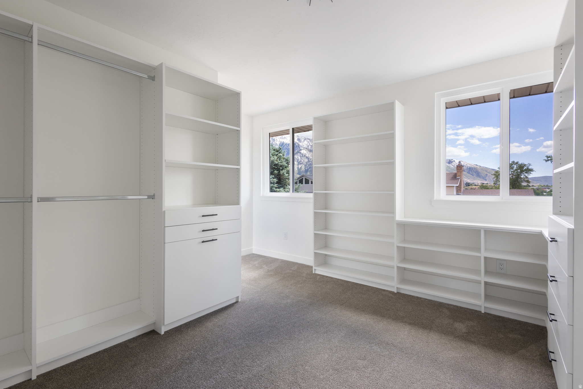 MEADOWS - Residential