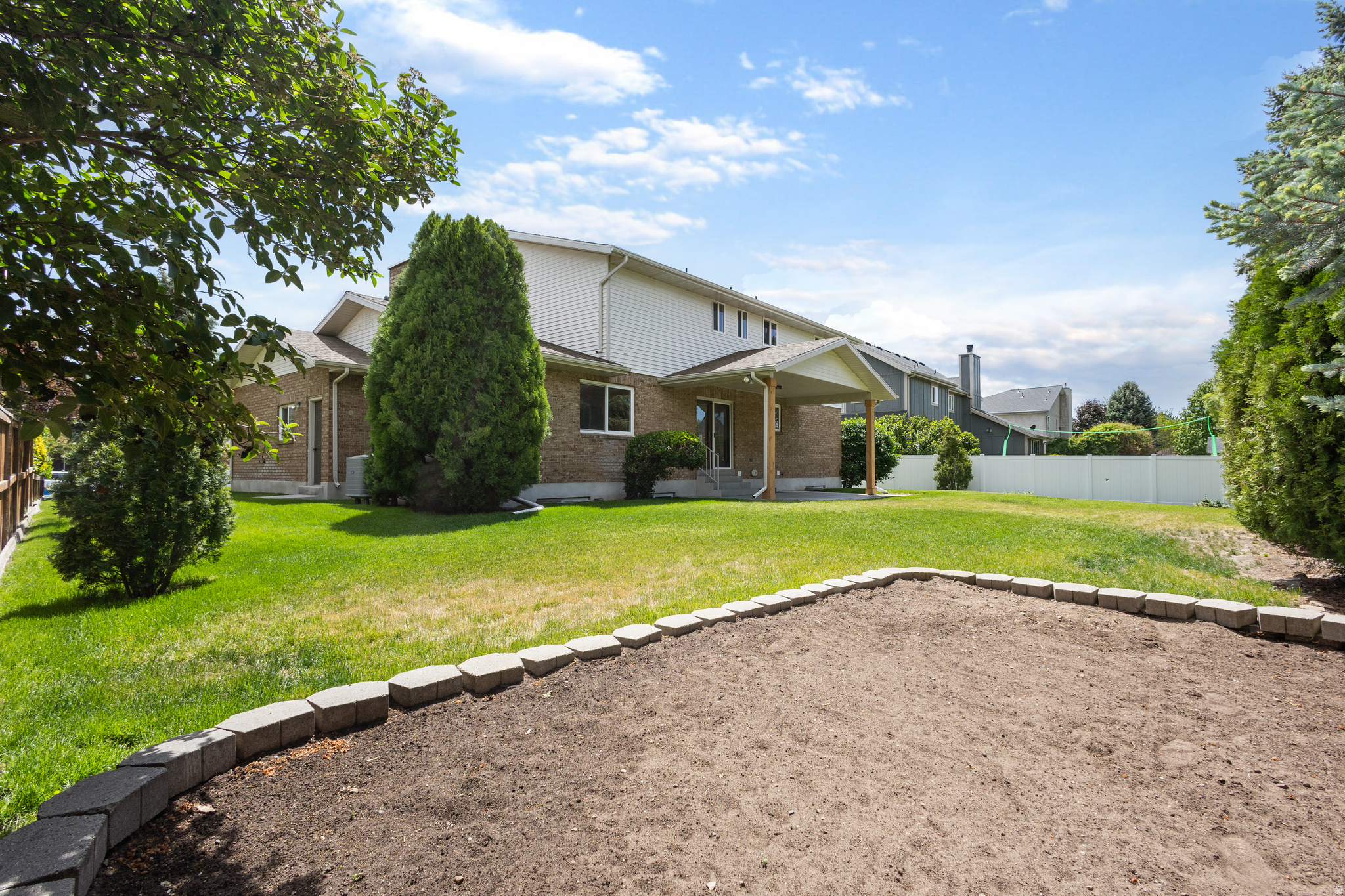 MEADOWS - Residential