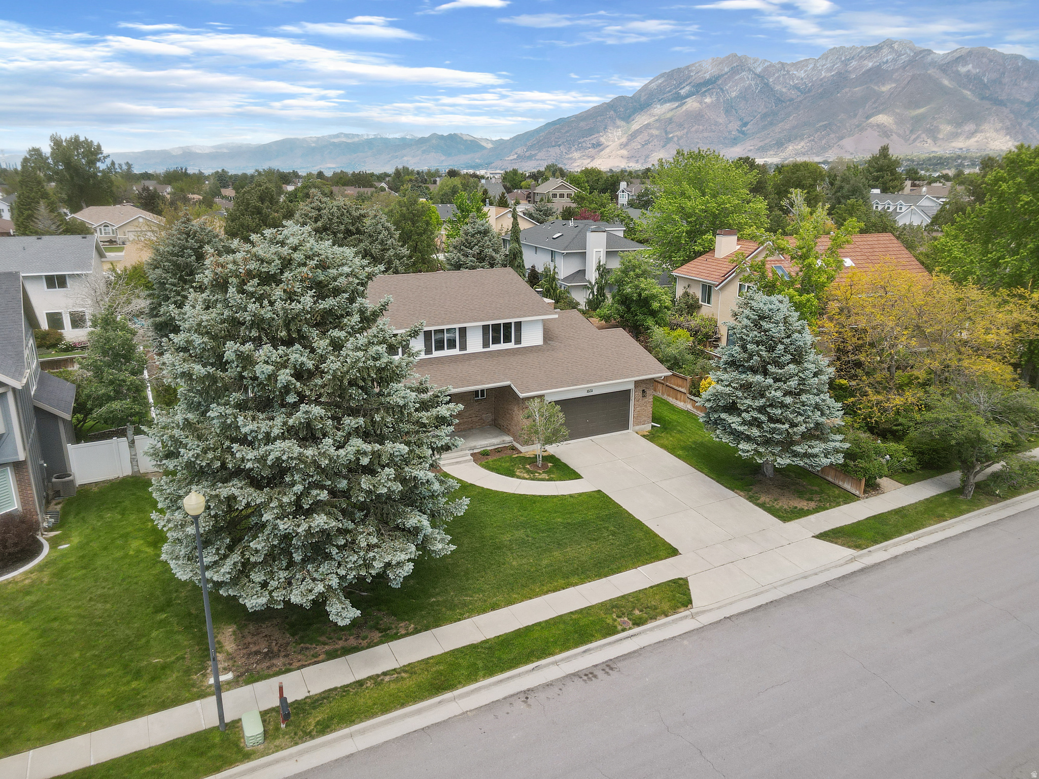 MEADOWS - Residential