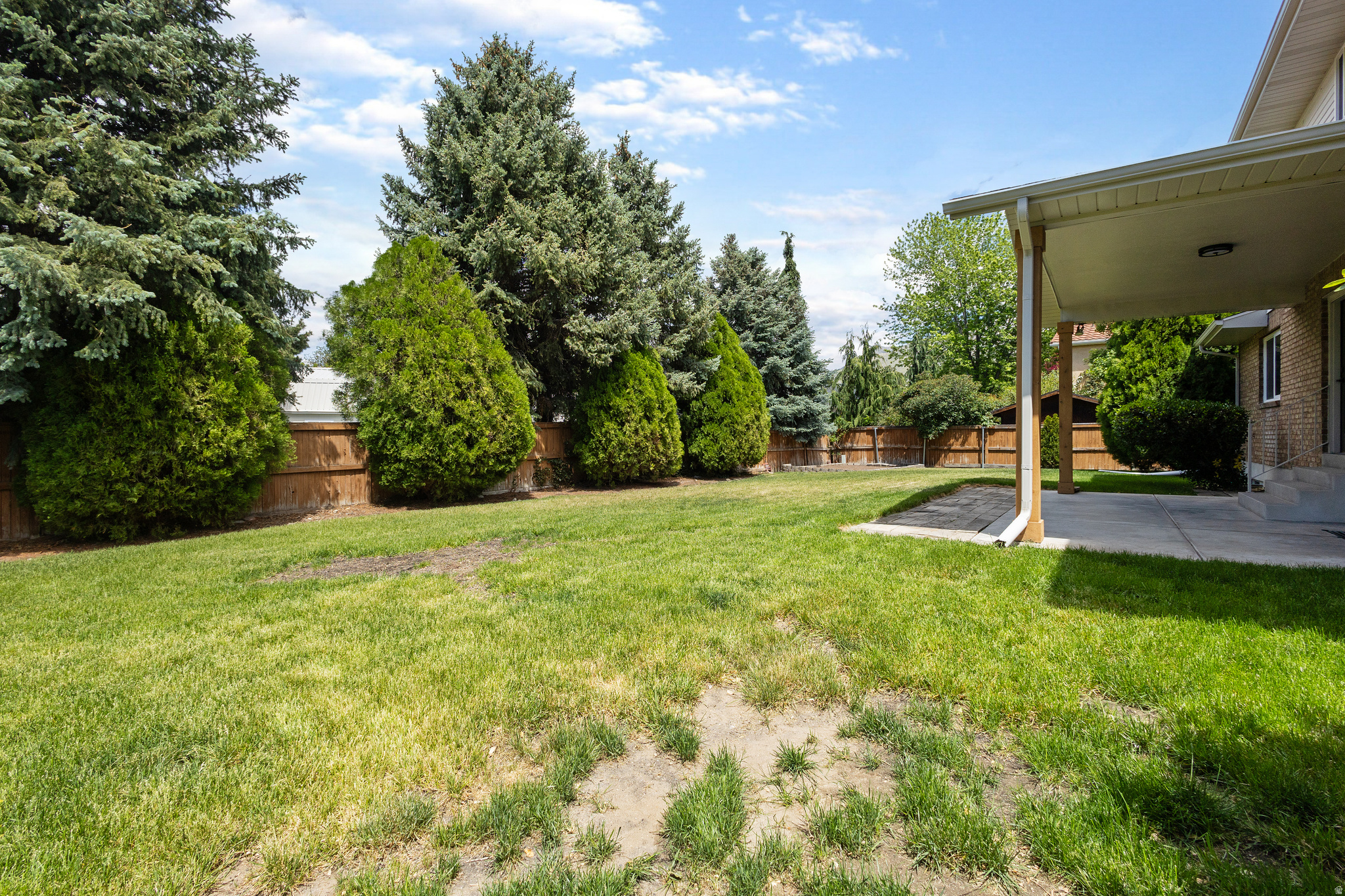 MEADOWS - Residential
