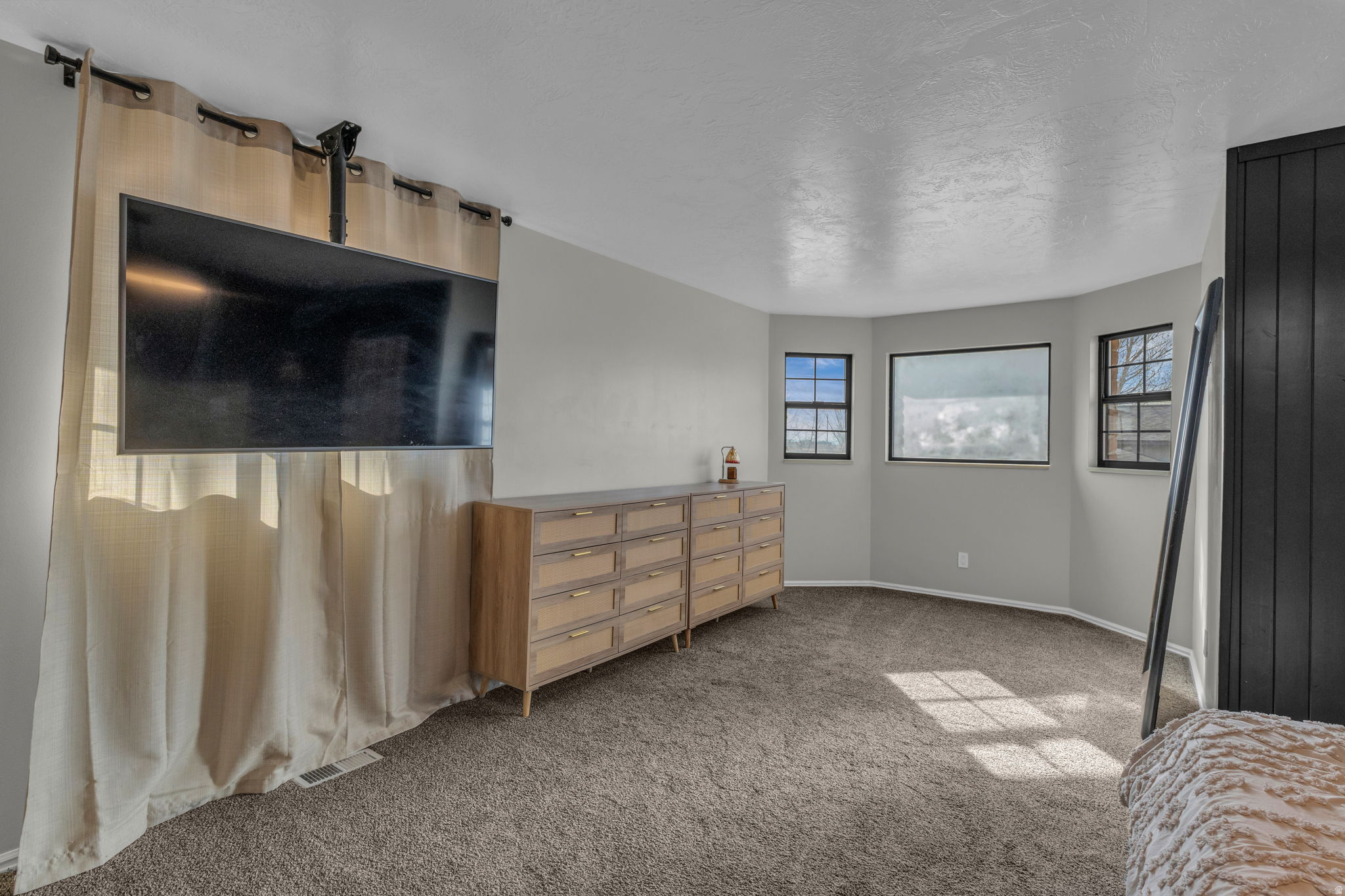 WHITE SAGE - Residential