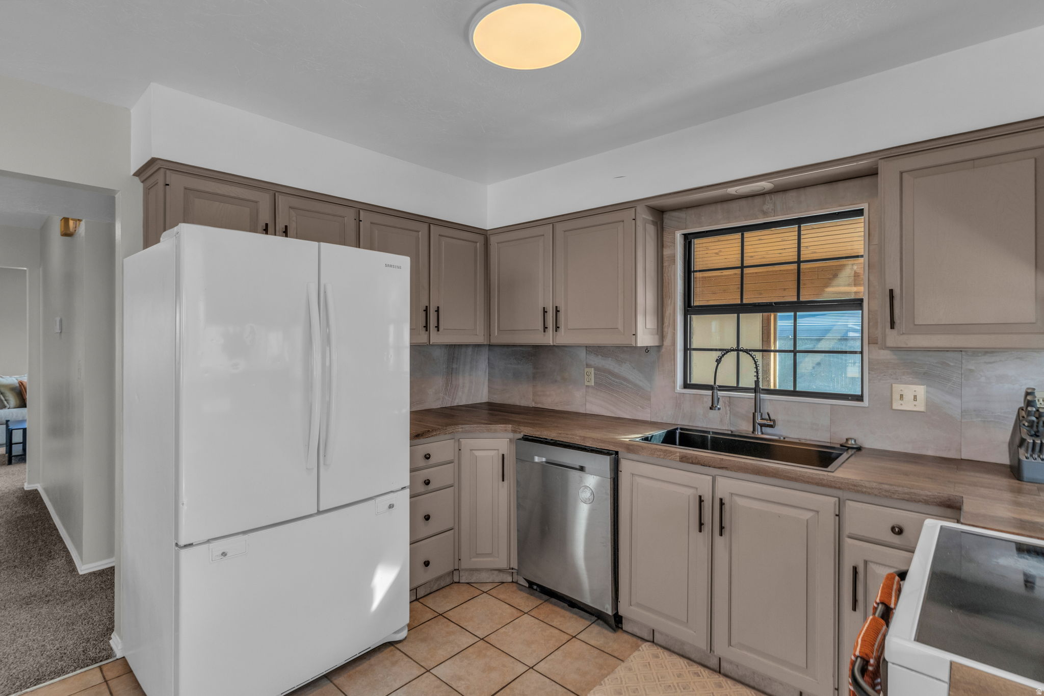 WHITE SAGE - Residential