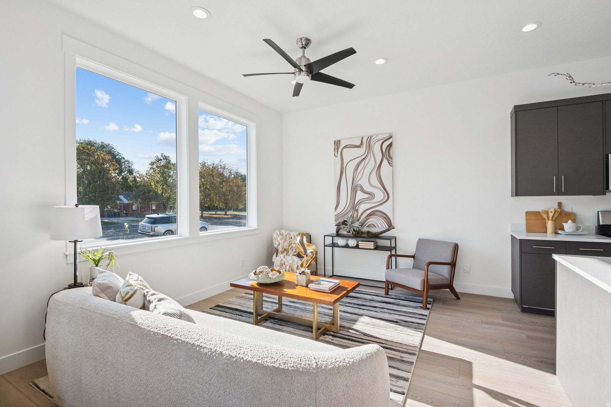 OAKLEY - Residential