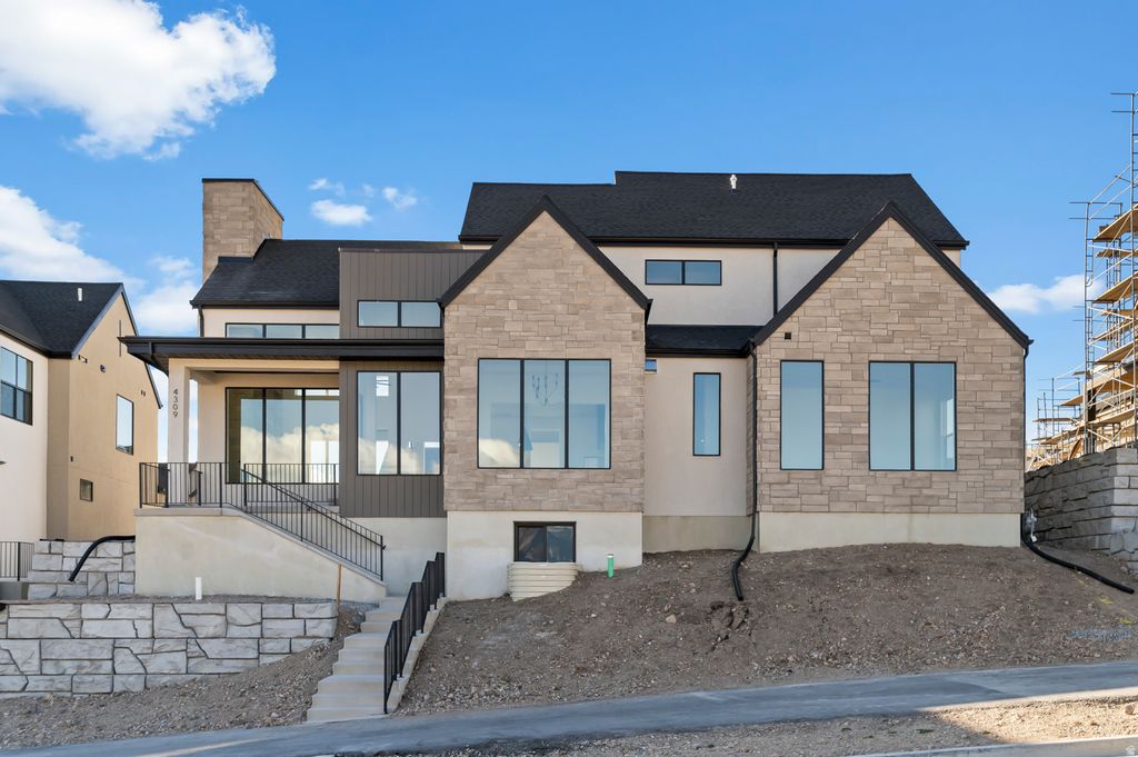 Photo of 4362 N BRAIKEN DR #110, Lehi, UT 84048 (MLS # 2140145)