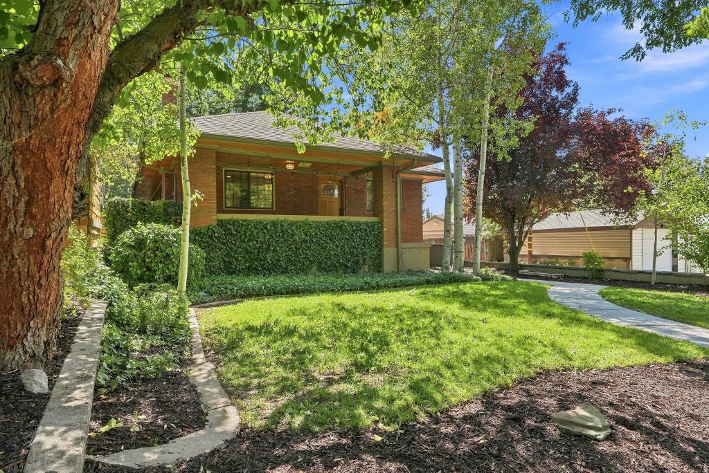 Photo of 1420 E HARRISON AVE S, Salt Lake City, UT 84105 (MLS # 2181437)