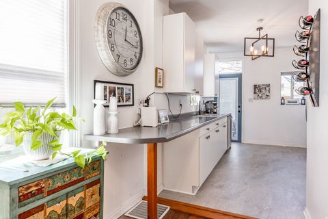 Tiny photo for 764 S LAKE ST, Salt Lake City, UT 84102 (MLS # 2140019)