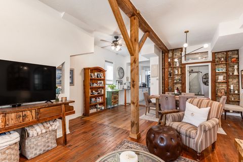 Tiny photo for 764 S LAKE ST, Salt Lake City, UT 84102 (MLS # 2140019)
