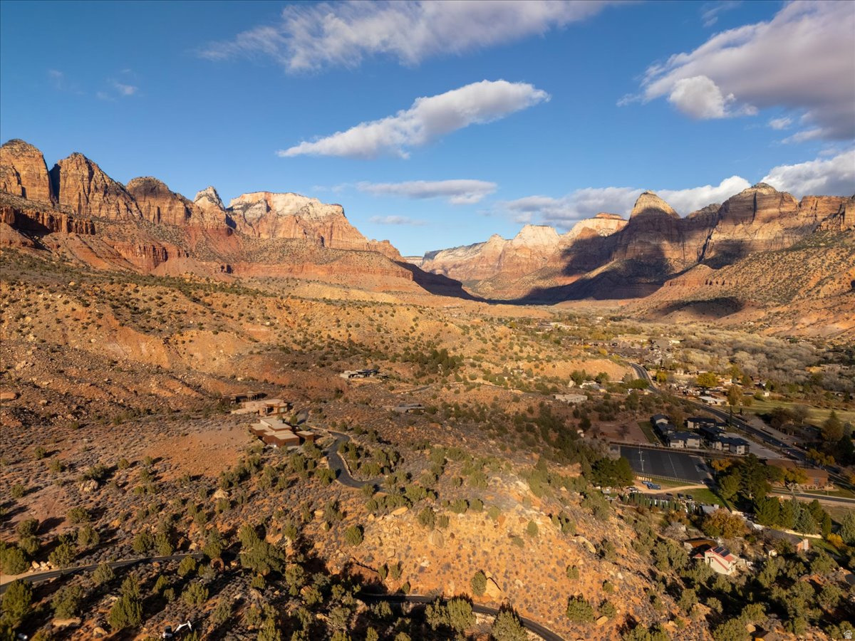 SPRINGDALE TOWNSITE - Land