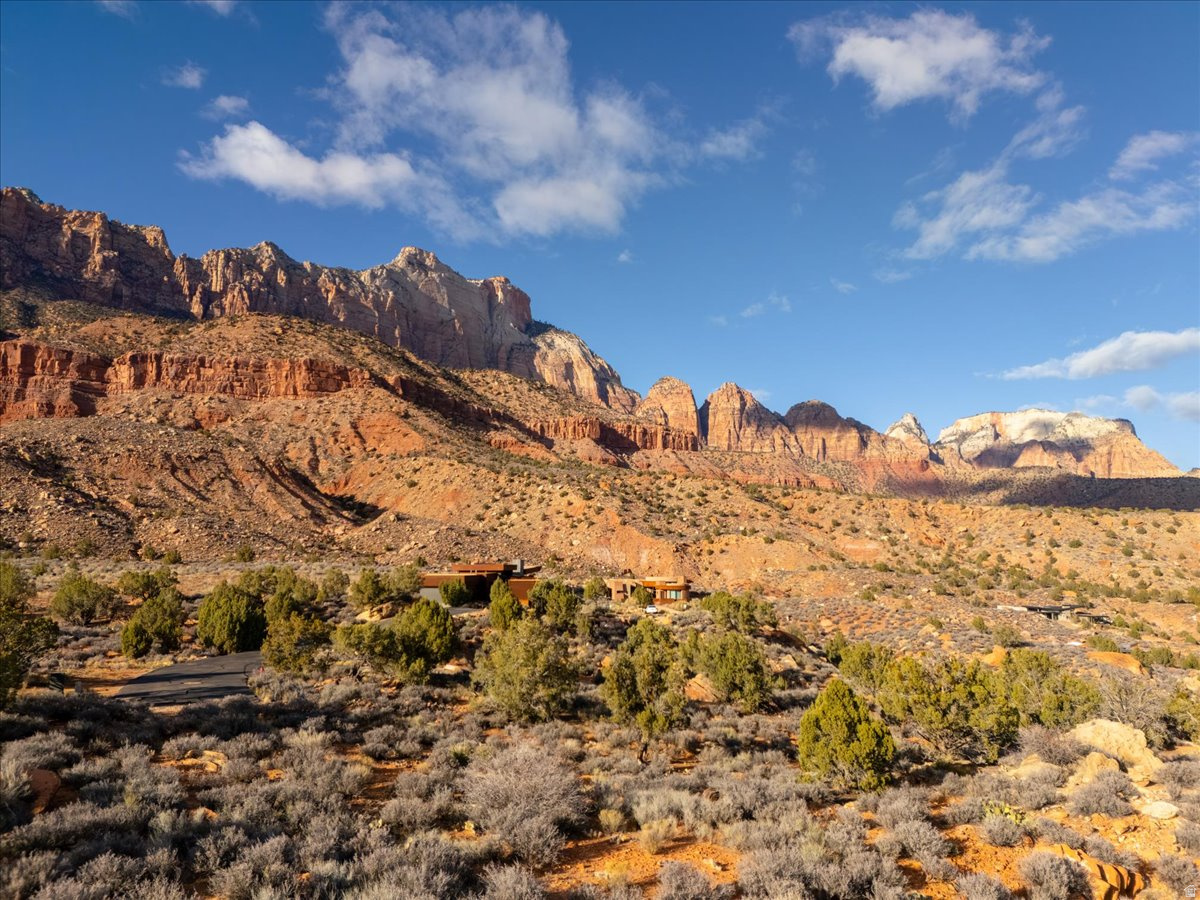 SPRINGDALE TOWNSITE - Land