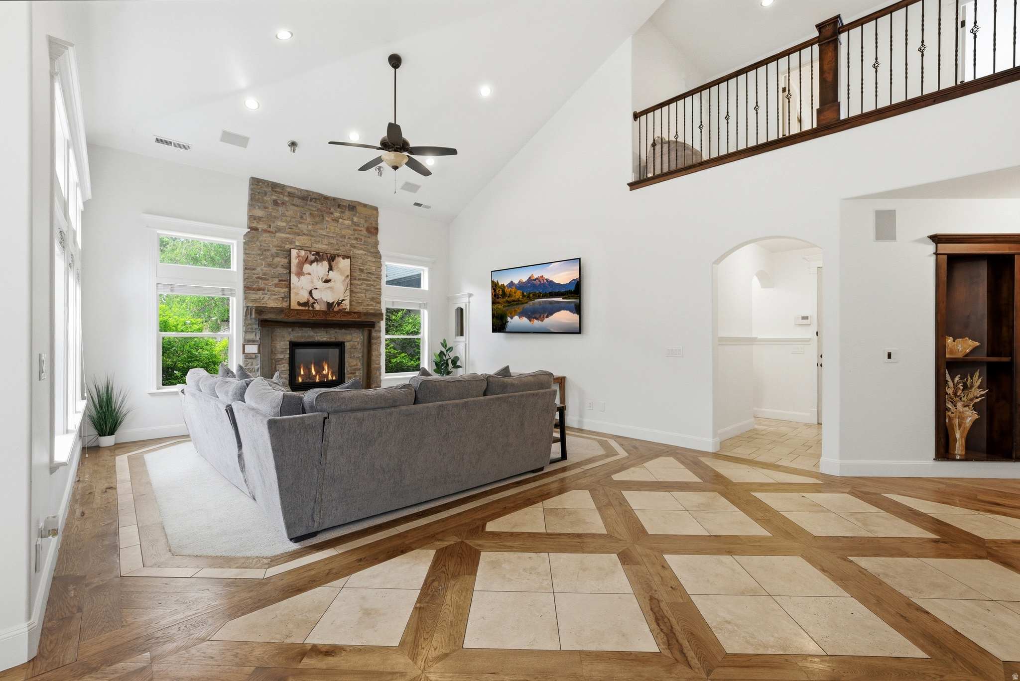 ANTHEM COUNTRY ESTAT - Residential