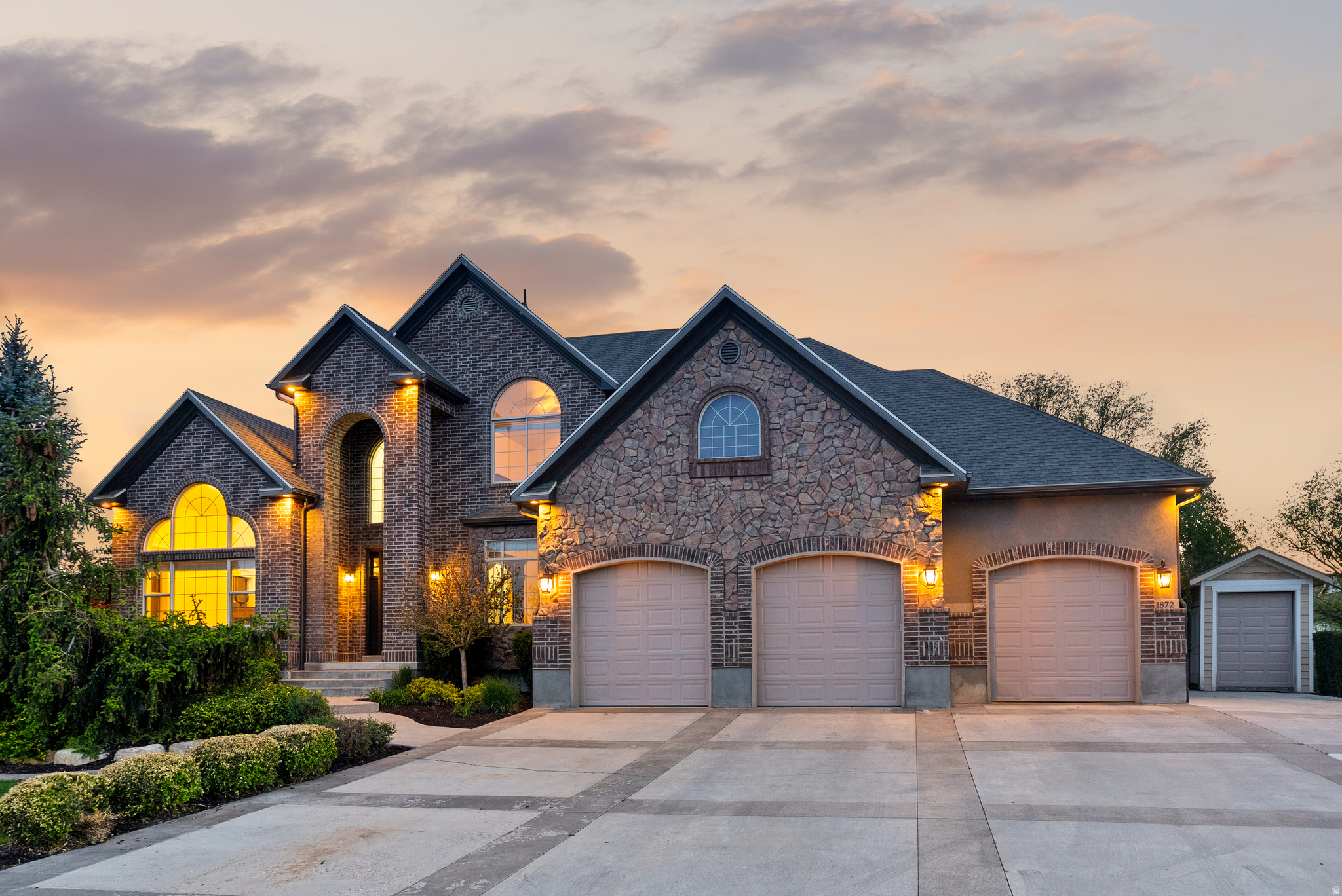 ANTHEM COUNTRY ESTAT - Residential