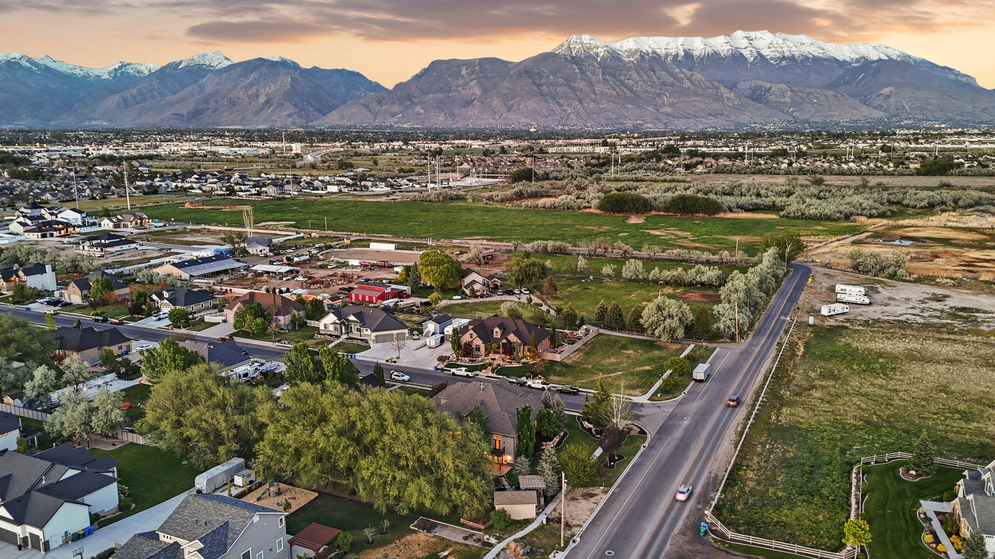 ANTHEM COUNTRY ESTAT - Residential