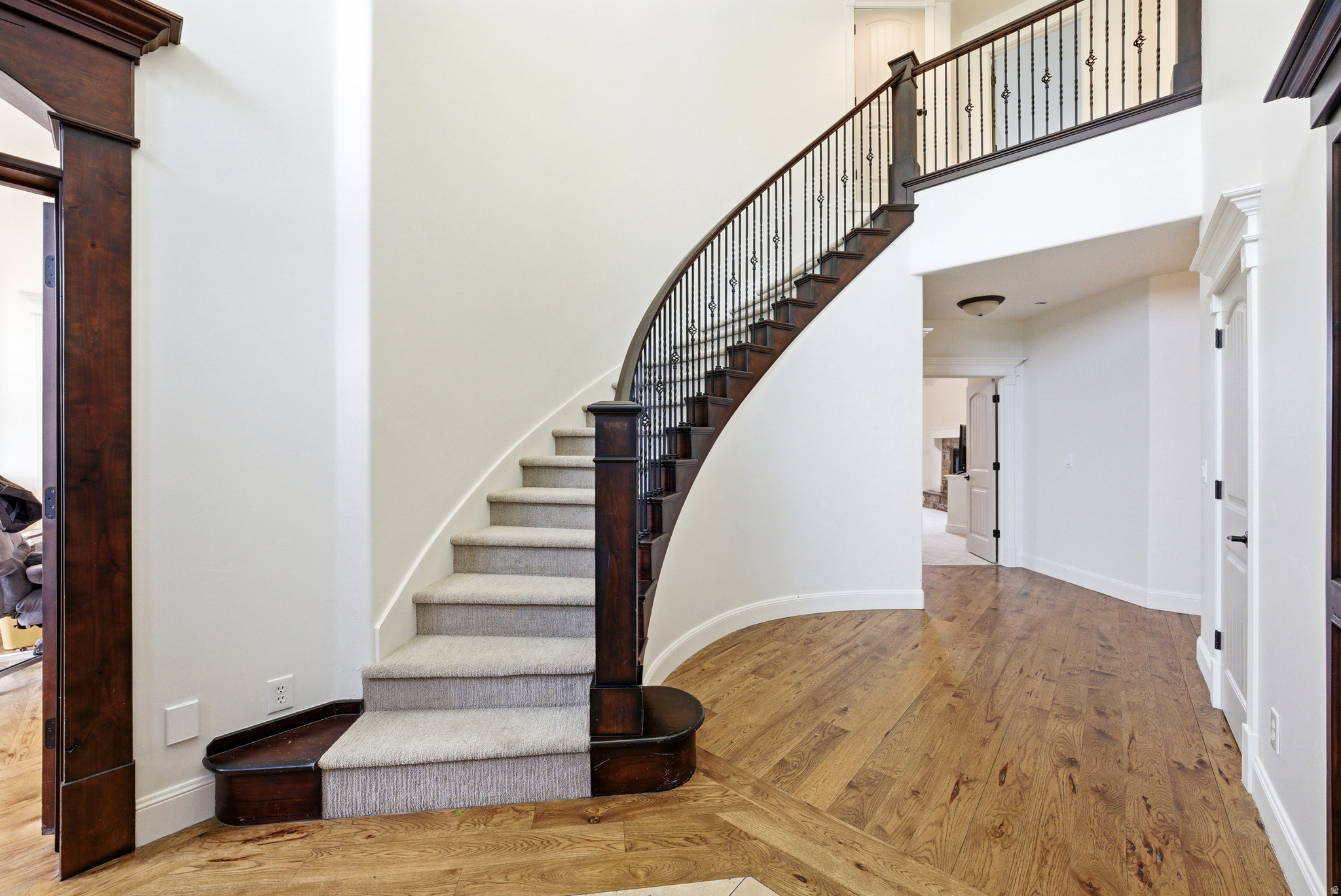 ANTHEM COUNTRY ESTAT - Residential