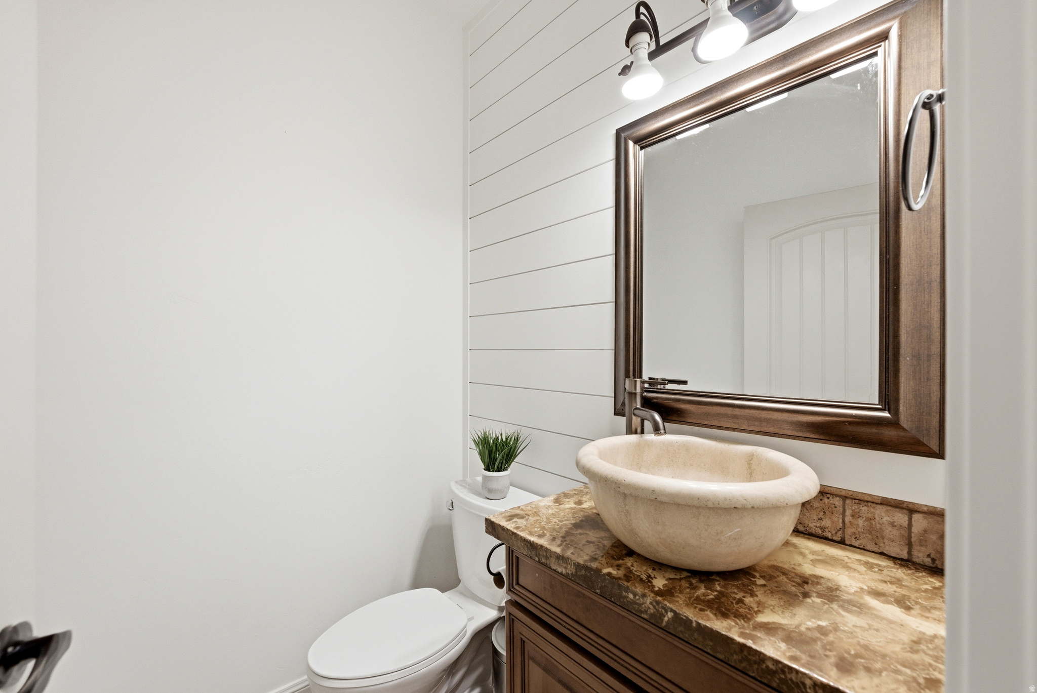 ANTHEM COUNTRY ESTAT - Residential