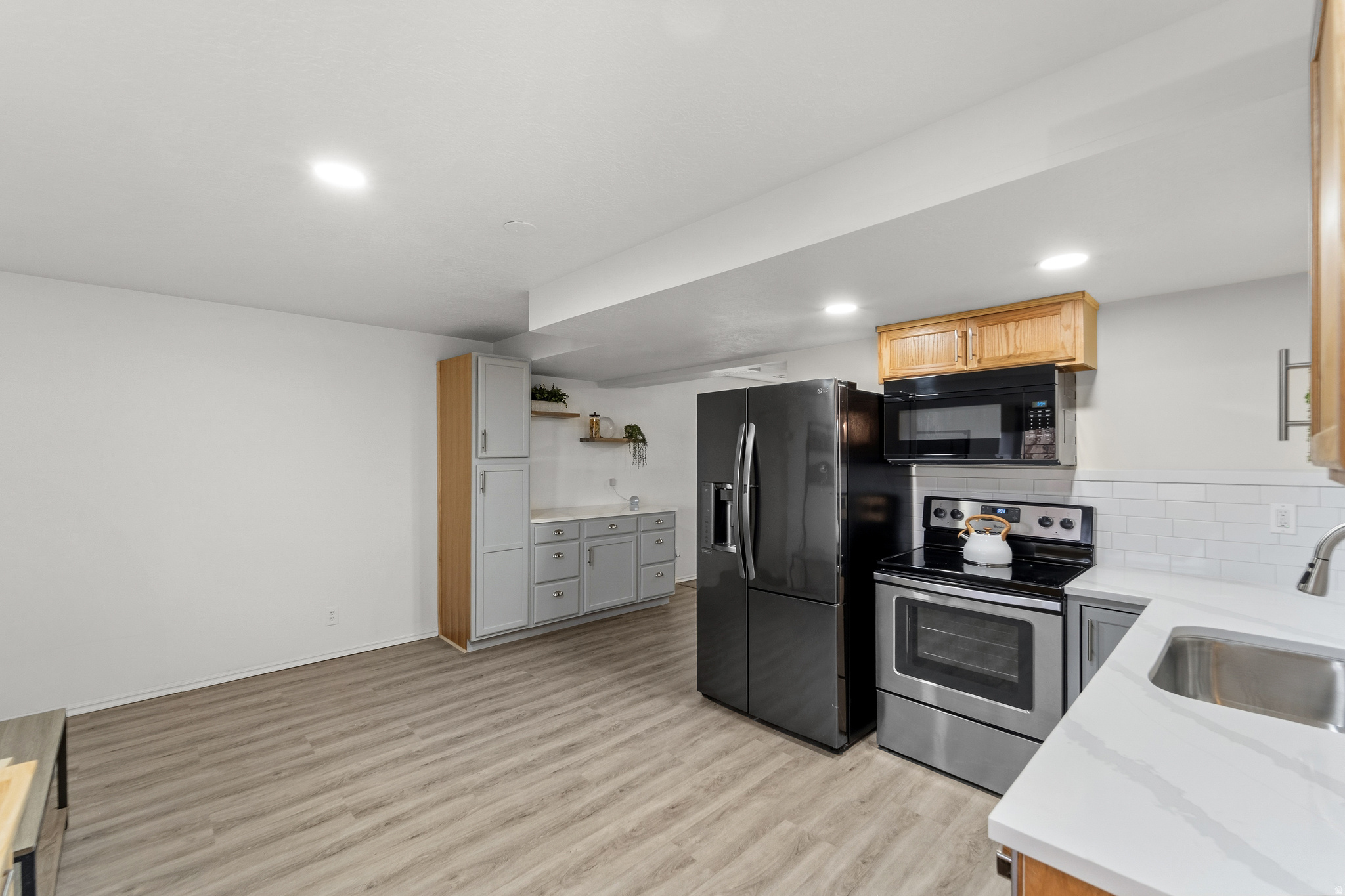 TUSCANY MEADOWS - Residential