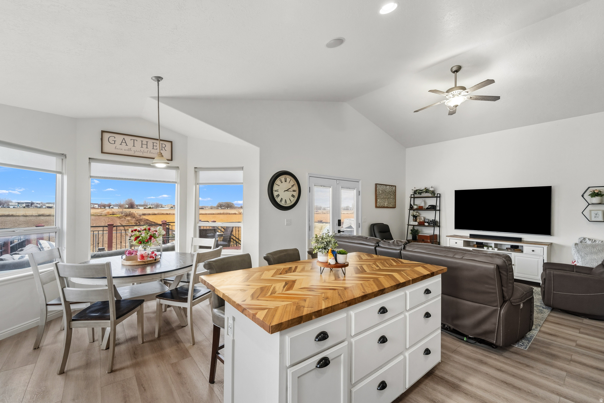 TUSCANY MEADOWS - Residential