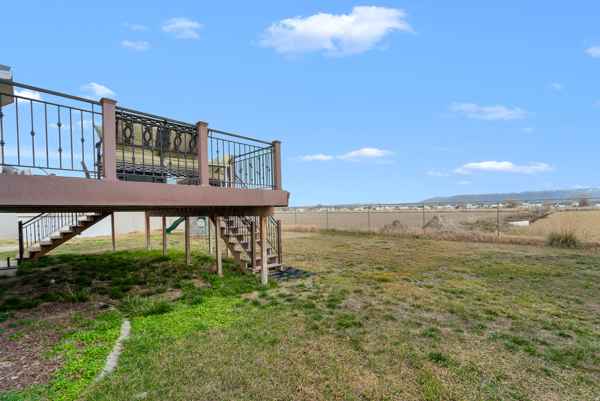 TUSCANY MEADOWS - Residential