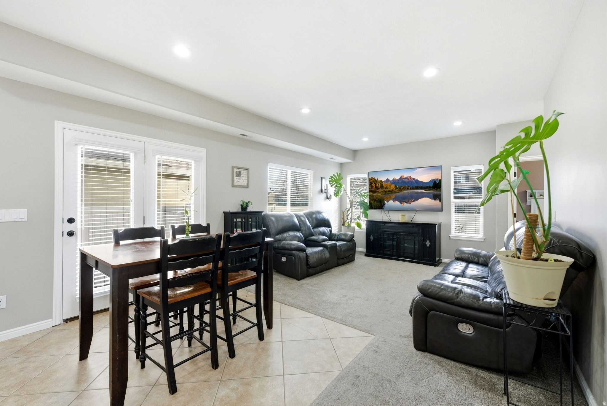 MONARCH MEADOWS - Residential