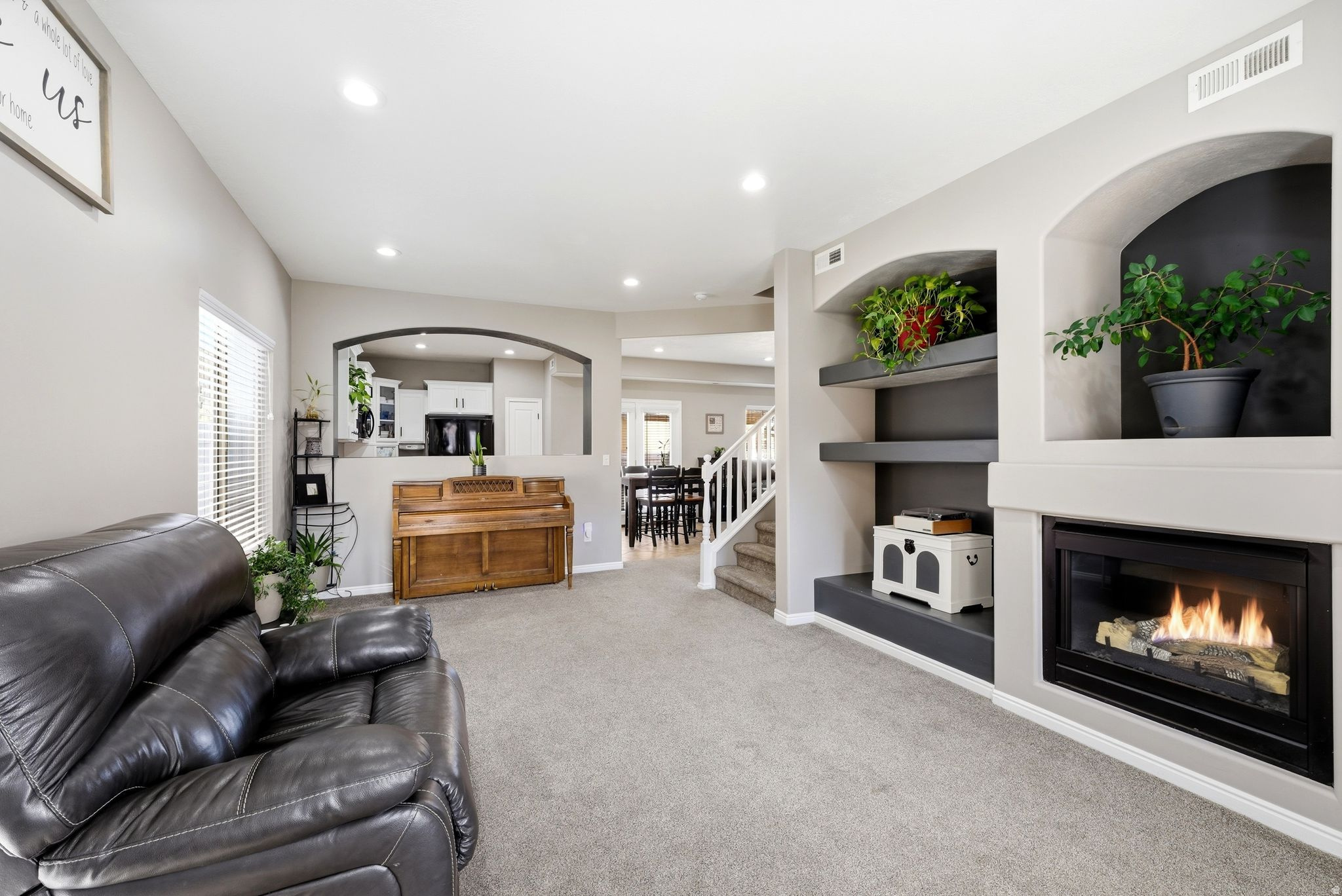 MONARCH MEADOWS - Residential