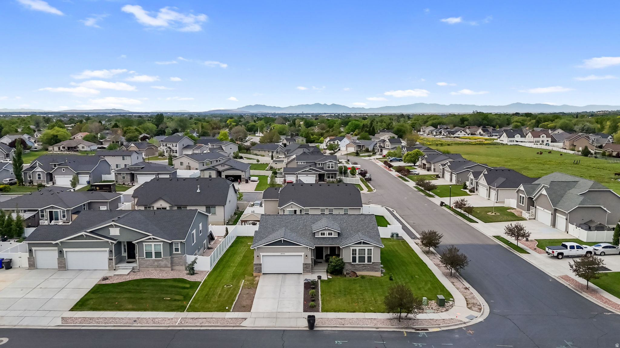 WARD FARMS 210 - Residential