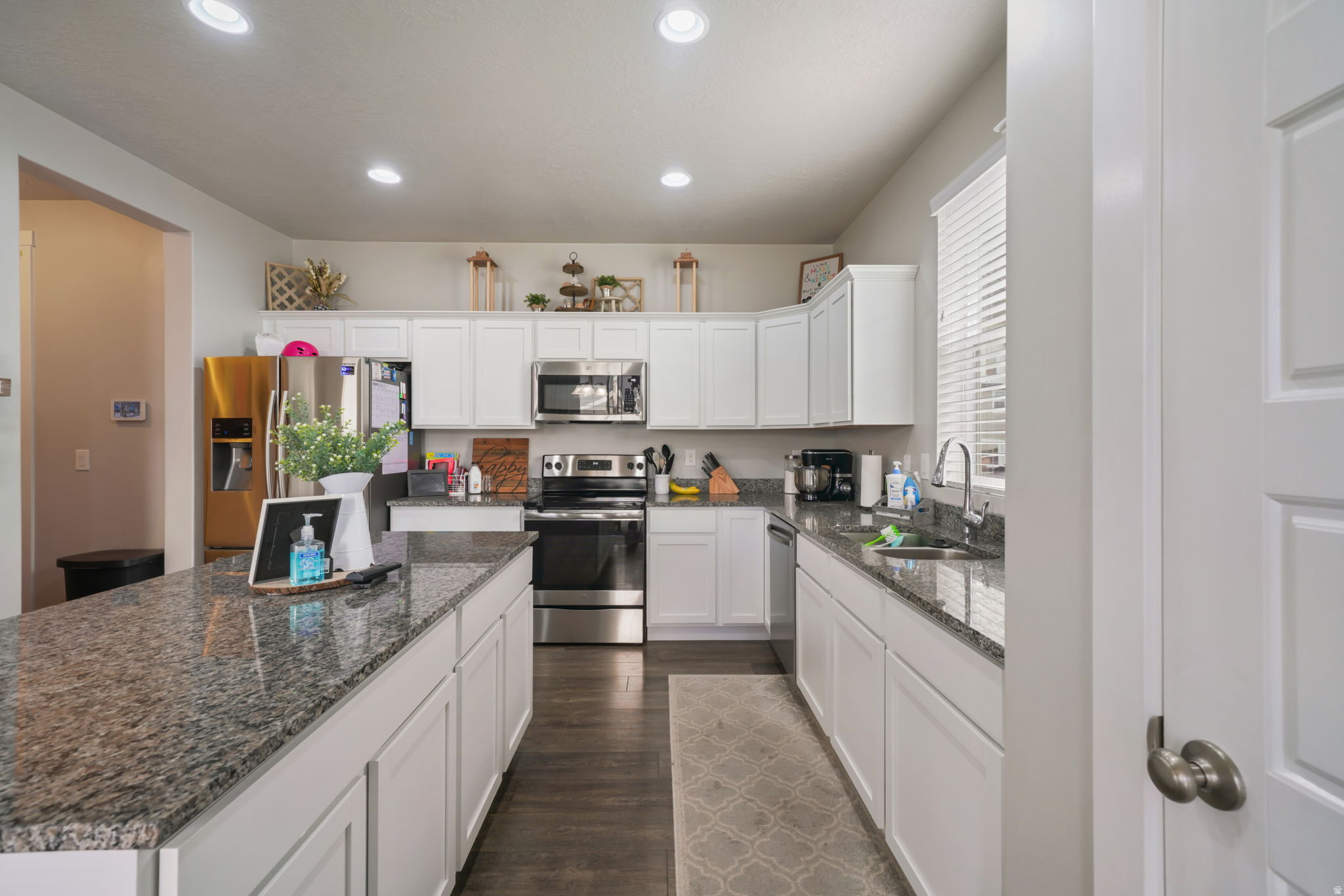 WARD FARMS 210 - Residential