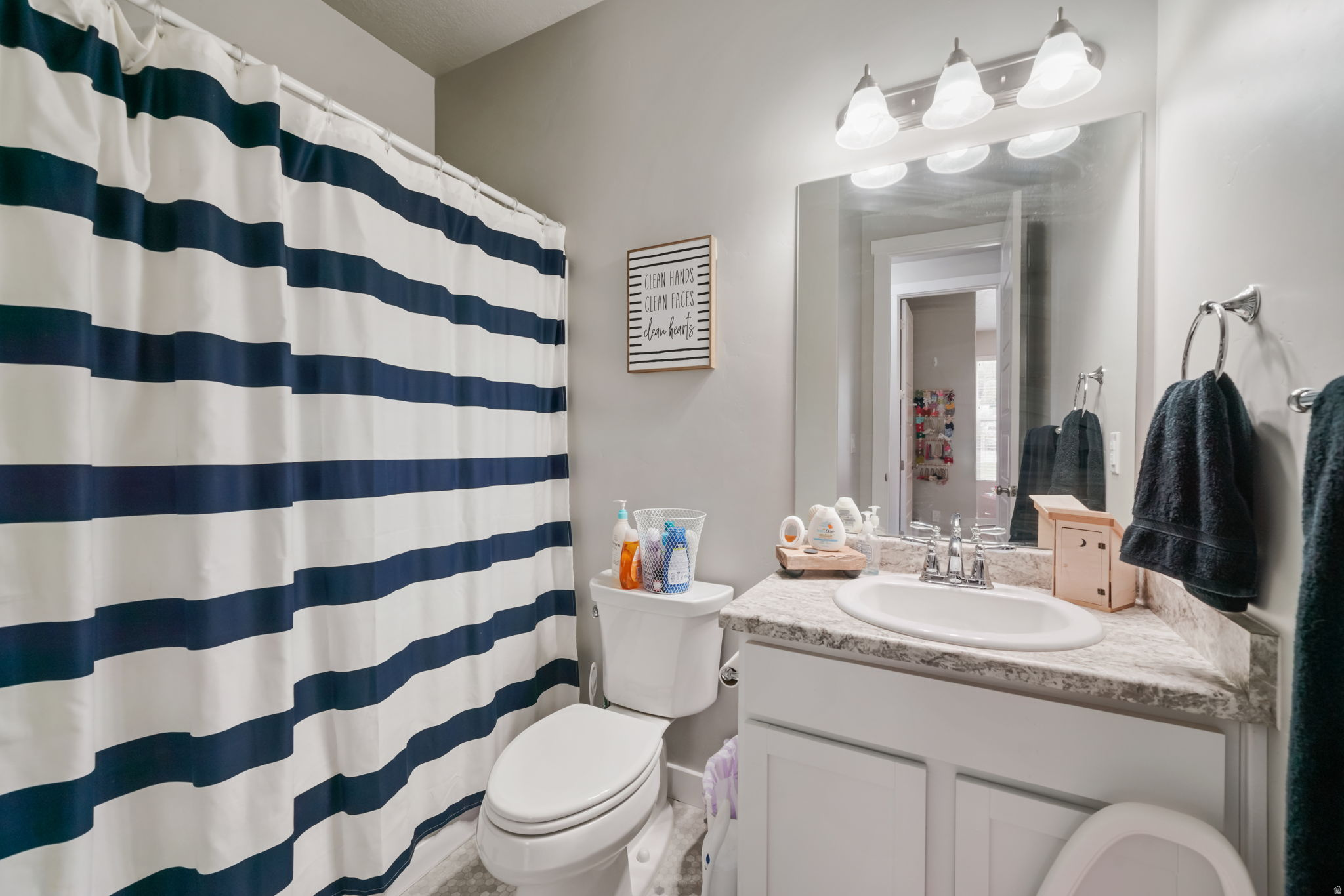WARD FARMS 210 - Residential