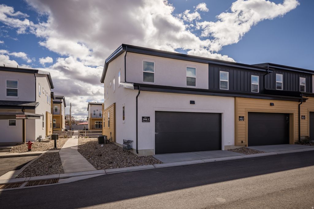 Photo of 3008 E DESERT SOL CT, Moab, UT 84532 (MLS # 2144019)