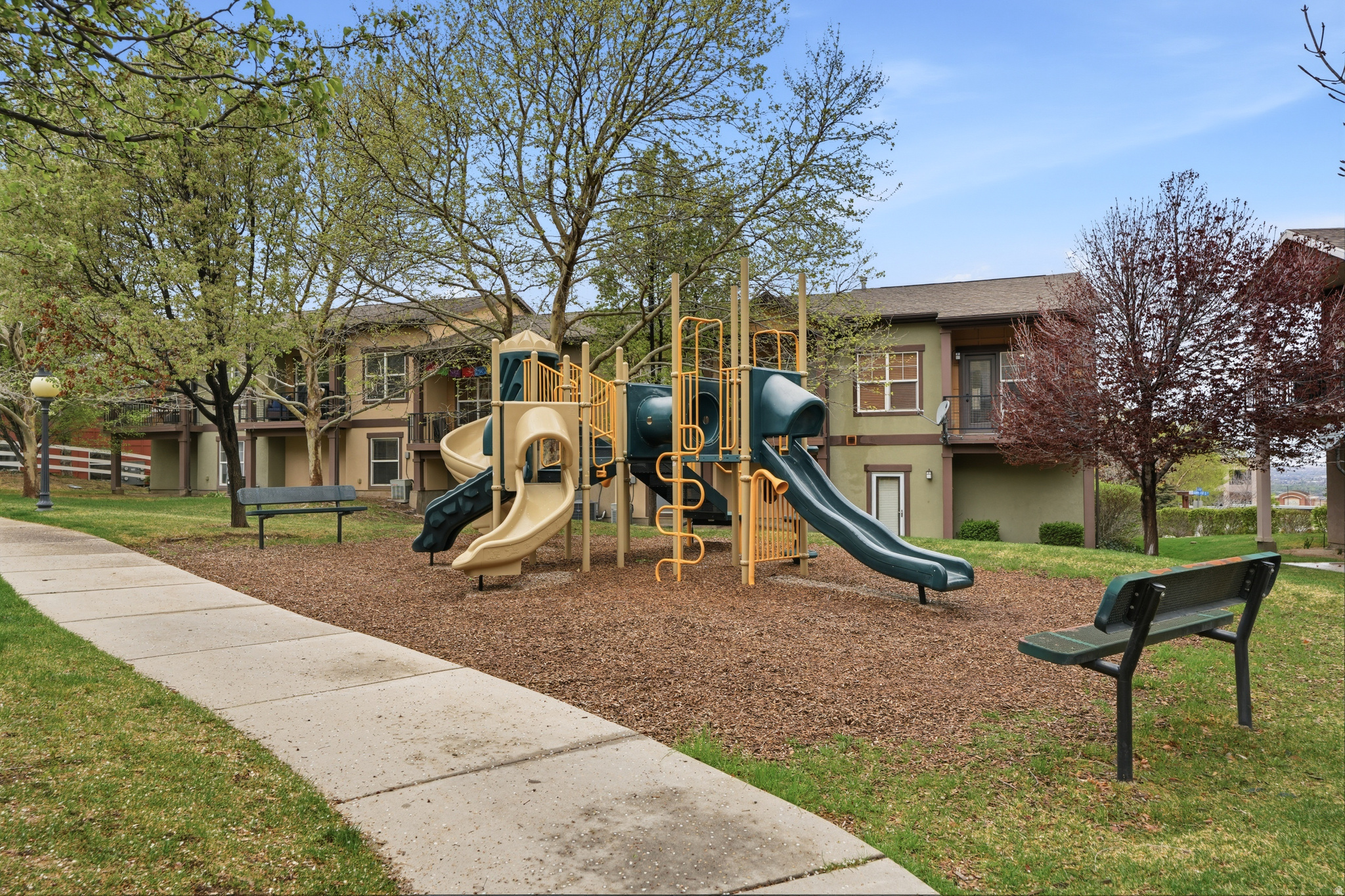 SOUTH MOUNTAIN PH 1 - Residential