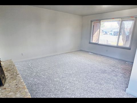 Tiny photo for 1033 E 825 N, Layton, UT 84040 (MLS # 2137433)