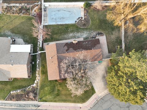 Tiny photo for 1033 E 825 N, Layton, UT 84040 (MLS # 2137433)