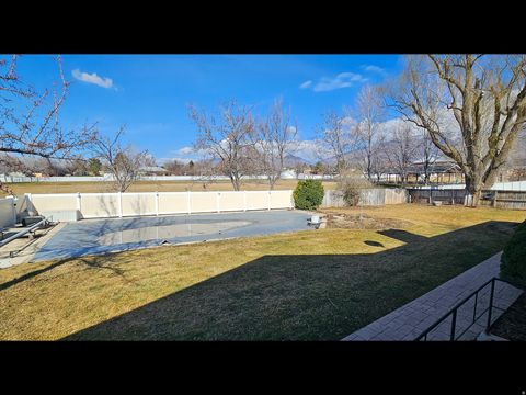 Tiny photo for 1033 E 825 N, Layton, UT 84040 (MLS # 2137433)