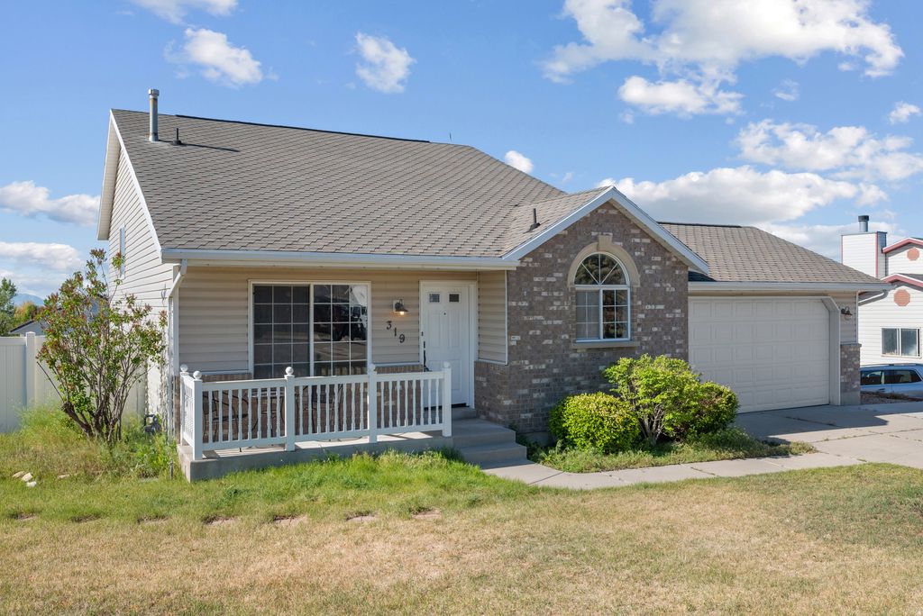 Photo of 319 W 2325 N, Lehi, UT 84043 (MLS # 2156100)