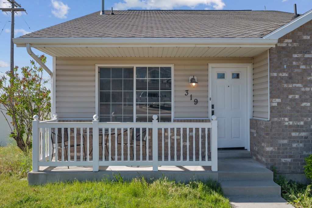 Photo of 319 W 2325 N, Lehi, UT 84043 (MLS # 2156100)