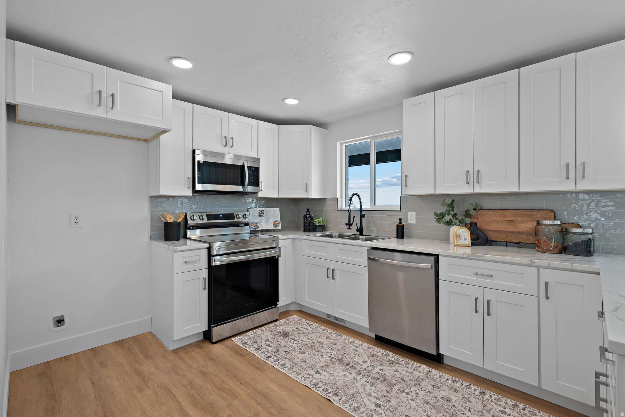 MILL CREEK HEIGHTS S - Residential