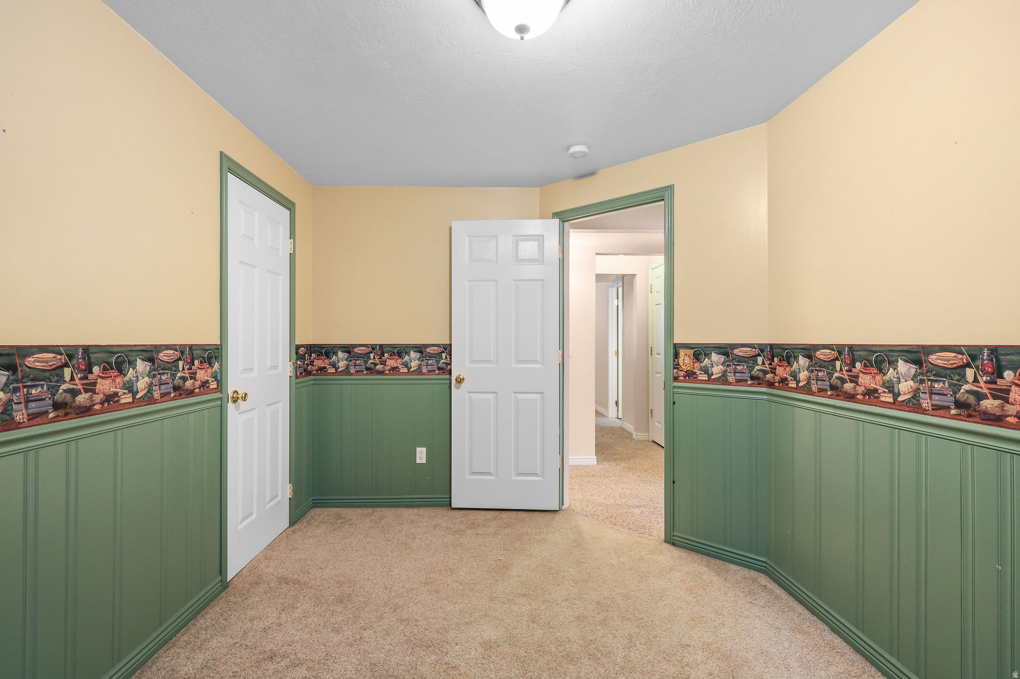 ORCHARD HILLS - Residential