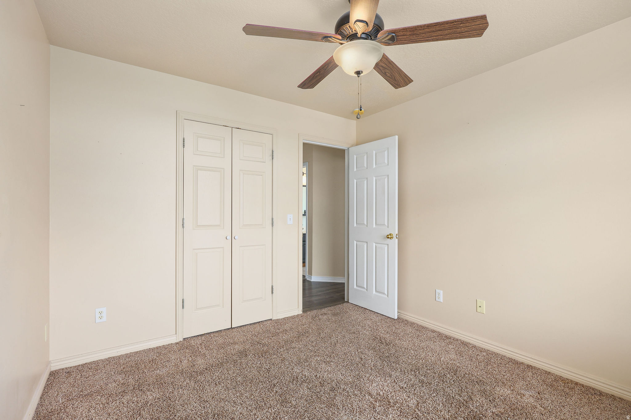 ORCHARD HILLS - Residential