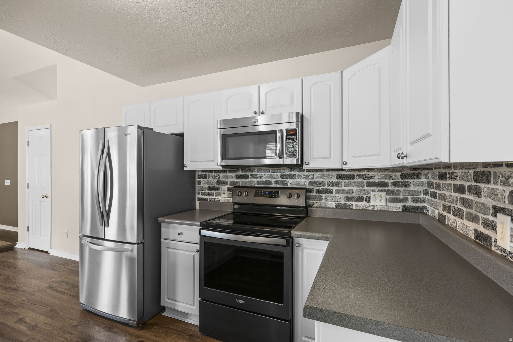 ORCHARD HILLS - Residential