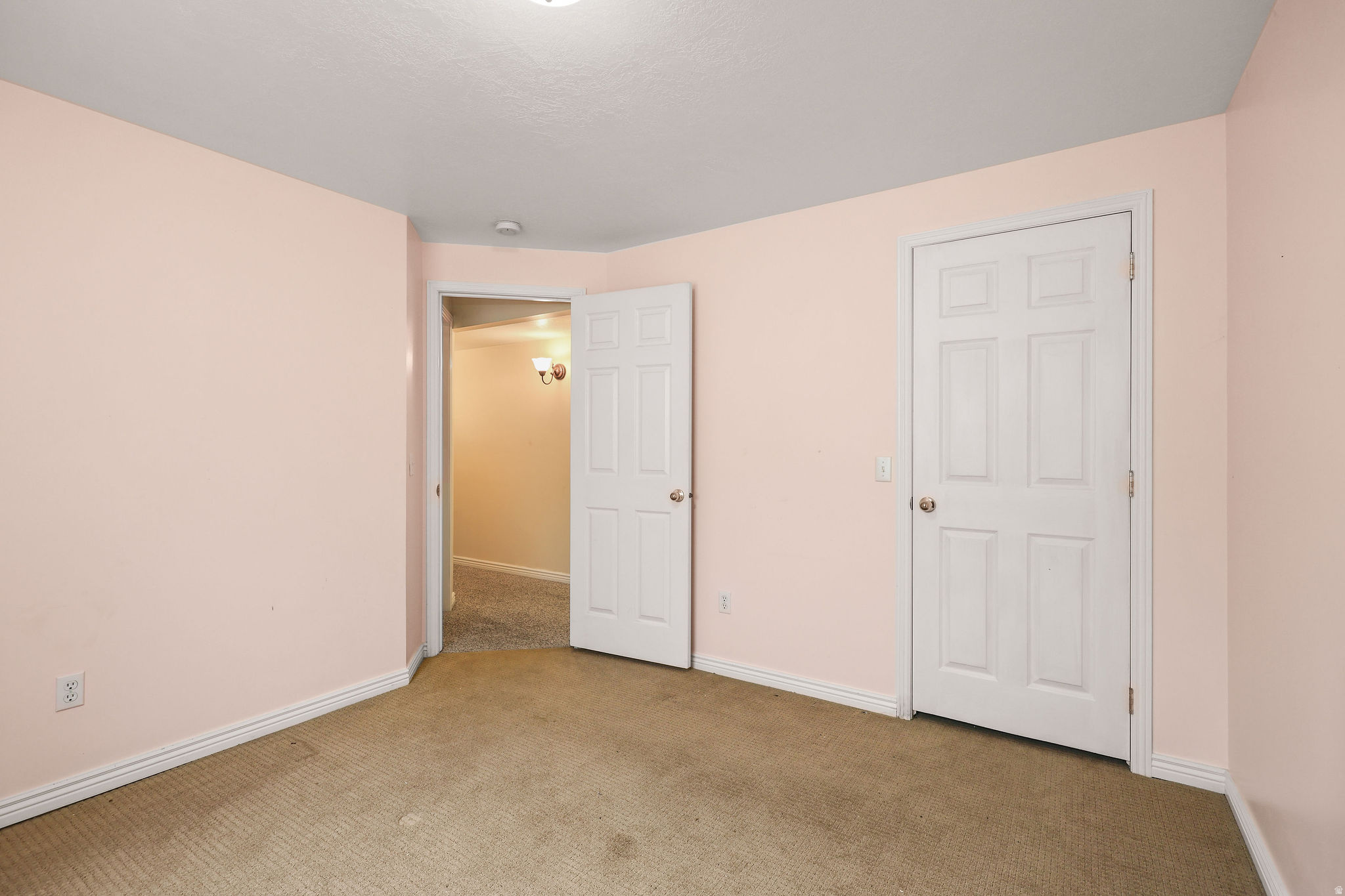 ORCHARD HILLS - Residential