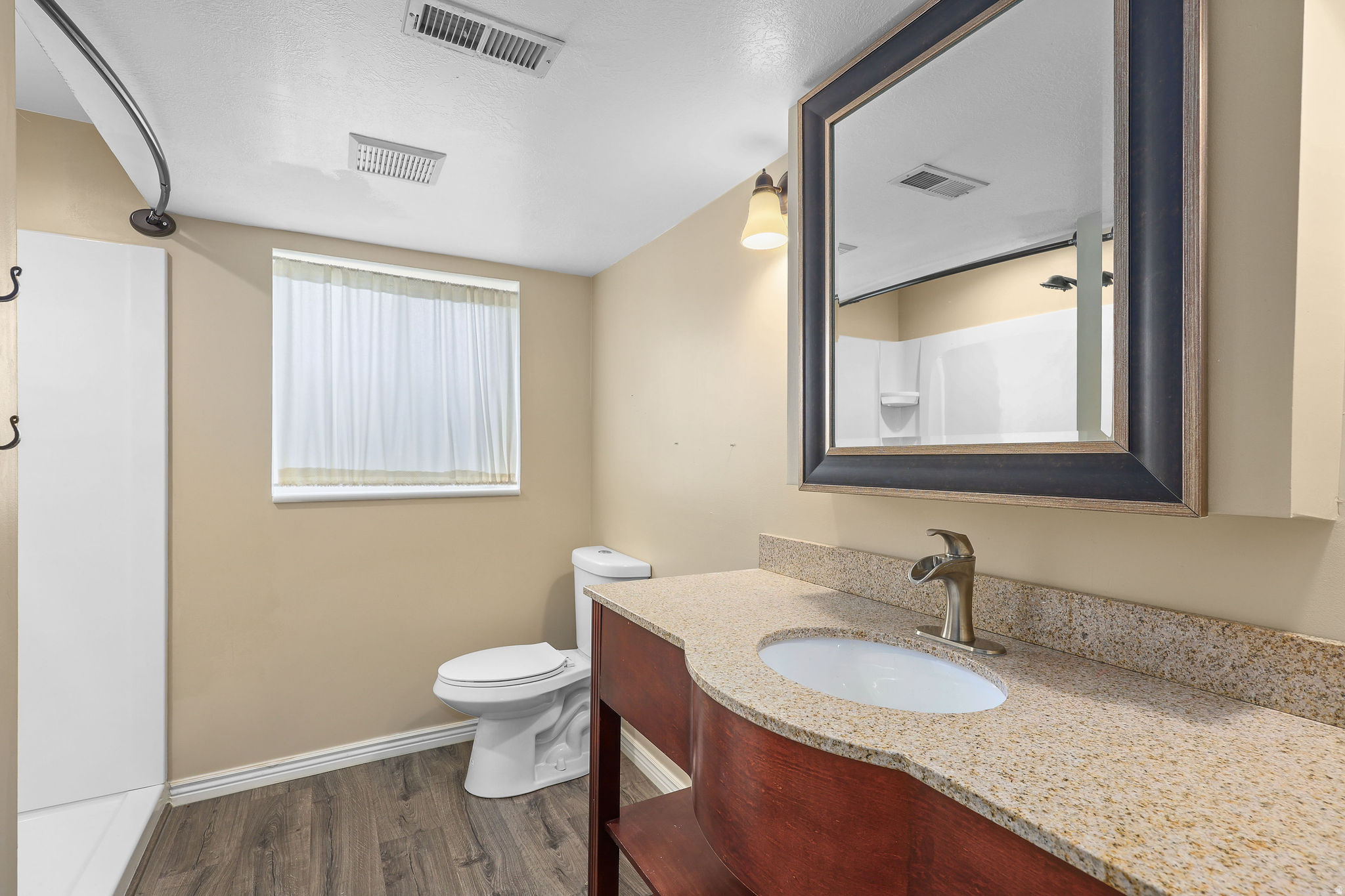 ORCHARD HILLS - Residential