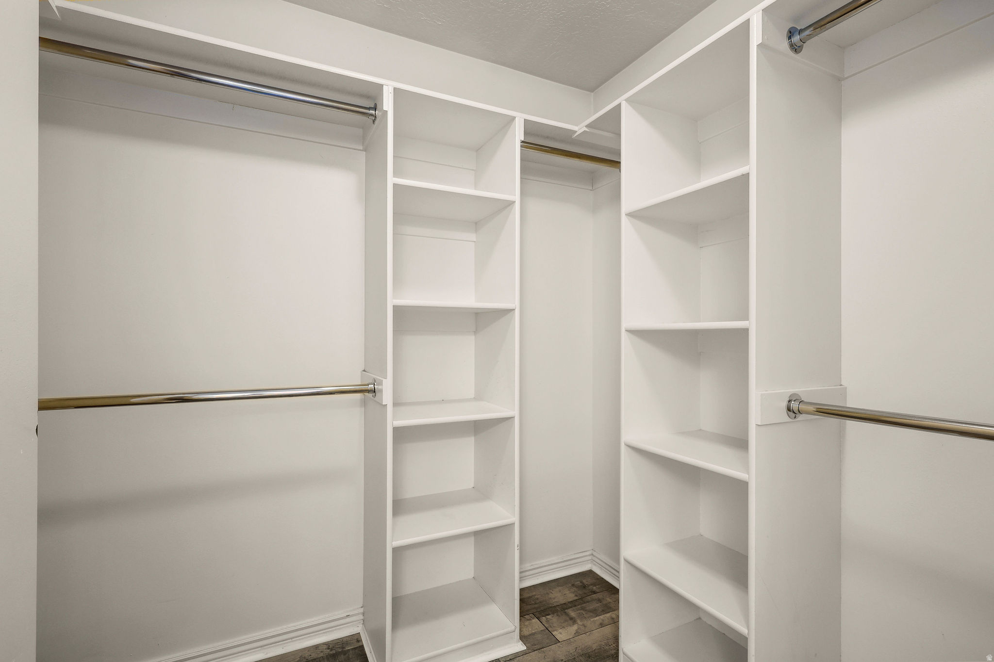 ORCHARD HILLS - Residential