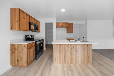 Tiny photo for 1648 S WINDSONG DR #NEBO, Santaquin, UT 84655 (MLS # 2151317)