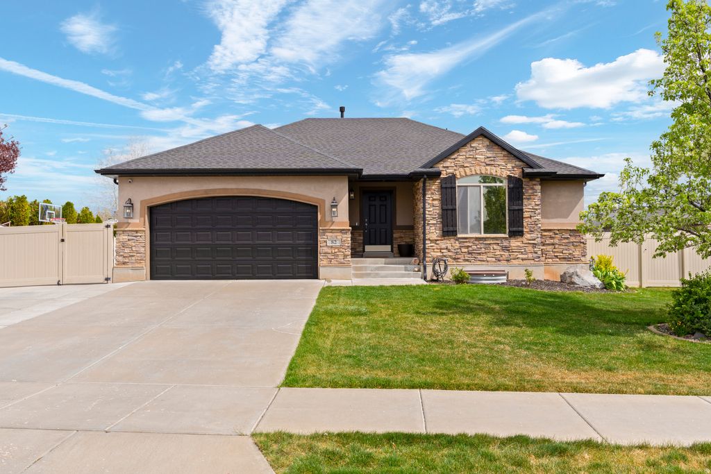 Photo of 82 N 2875 W, West Point, UT 84015 (MLS # 2148818)