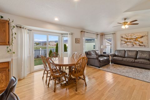 Tiny photo for 1021 E 70 N, American Fork, UT 84003 (MLS # 2148024)