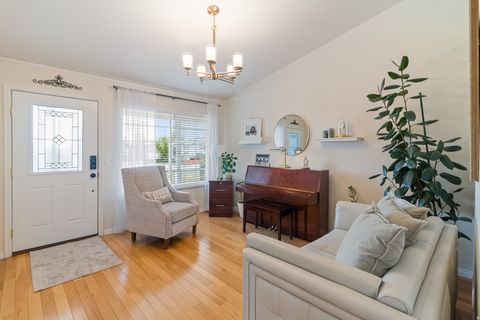 Tiny photo for 1021 E 70 N, American Fork, UT 84003 (MLS # 2148024)