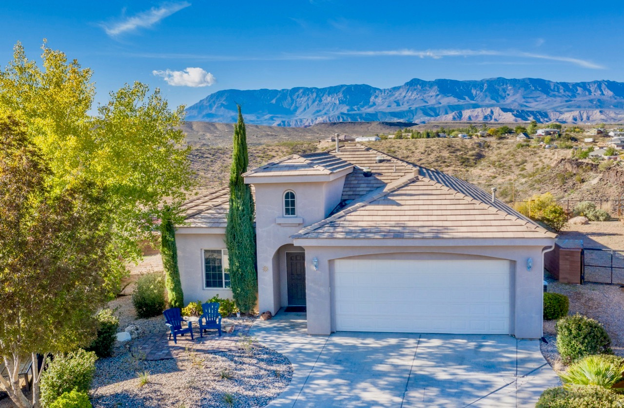 VINTAGE PARK MESA - Residential